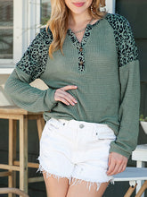 Buttoned Leopard Split-Joint Long Sleeves Loose Round-Neck T-Shirts Tops