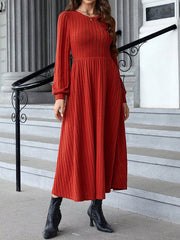 Solid Color Split-Joint A-Line Long Sleeves Round-Neck Midi Dresses