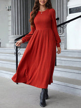 Solid Color Split-Joint A-Line Long Sleeves Round-Neck Midi Dresses