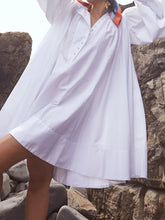 Buttoned Solid Color Long Sleeves Loose Stand Collar Shirt Dress Mini Dresses