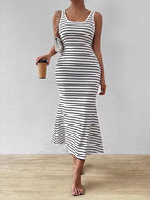 Split-Joint Striped Bodycon Sleeveless U-neck Midi Dresses
