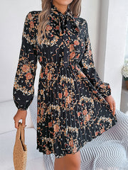 Elasticity Flower Print Pleated Tied Long Sleeves Loose Round-Neck Mini Dresses