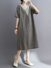 Plaid Pleated Split-Joint A-Line Half Sleeves V-Neck Midi Dresses