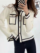 Buttoned Contrast Color Pockets Long Sleeves Round-Neck Cardigan Tops