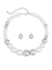 Beaded Contrast Color Dainty Necklace Accessories + Earrings Accessories