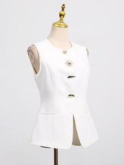 Buttoned Pockets Sleeveless Round-Neck Tank Top