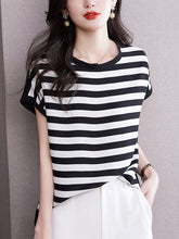 Contrast Color Striped Loose Plus Size Round-Neck T-Shirts