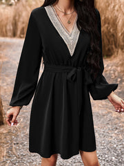 Elasticity Hollow Split-Joint Tied Waist Long Sleeves Loose V-Neck Mini Dresses
