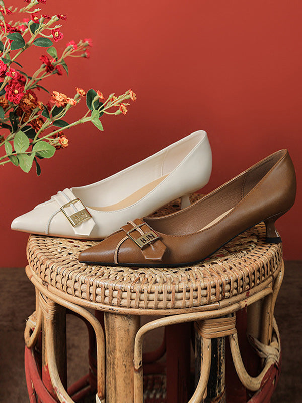 Belt Buckle Pointed-Toe Shallow Cut Split-Joint Pumps
