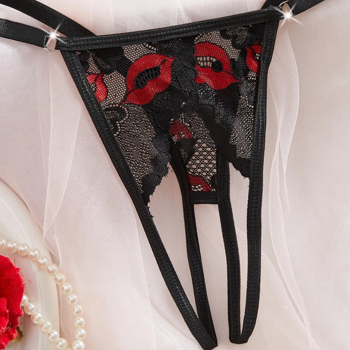 2 Pieces Erotic Crotchless Lips Hollow Out Bra Panties Seductive Underwears Lingerie Set