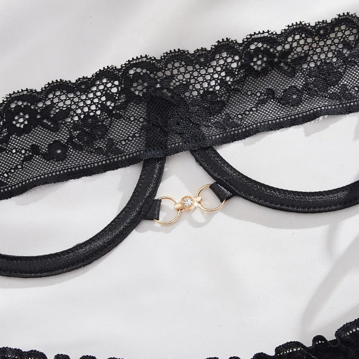 2026 Western Black Bra Lace Lingerie Sets Three Point See Through Erotic Suits