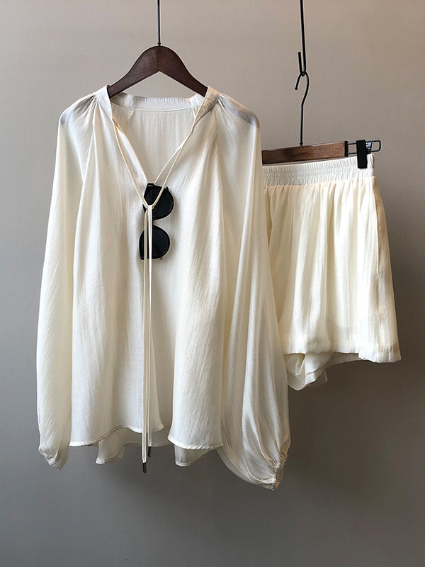 Split-Joint Solid Color  Sun Protection Tied V-neck Long Sleeves Top + Shorts Two Pieces Set