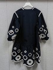 Contrast Color Embroidered Floral Hollow Tied A-Line Loose Round-Neck Mini Dresses