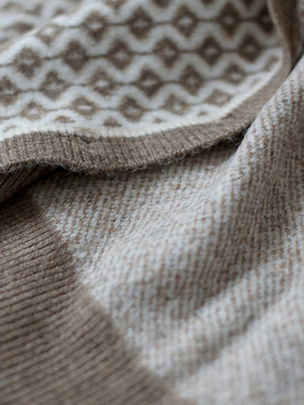 Vintage Loose Rhombic V-Neck Cardigan
