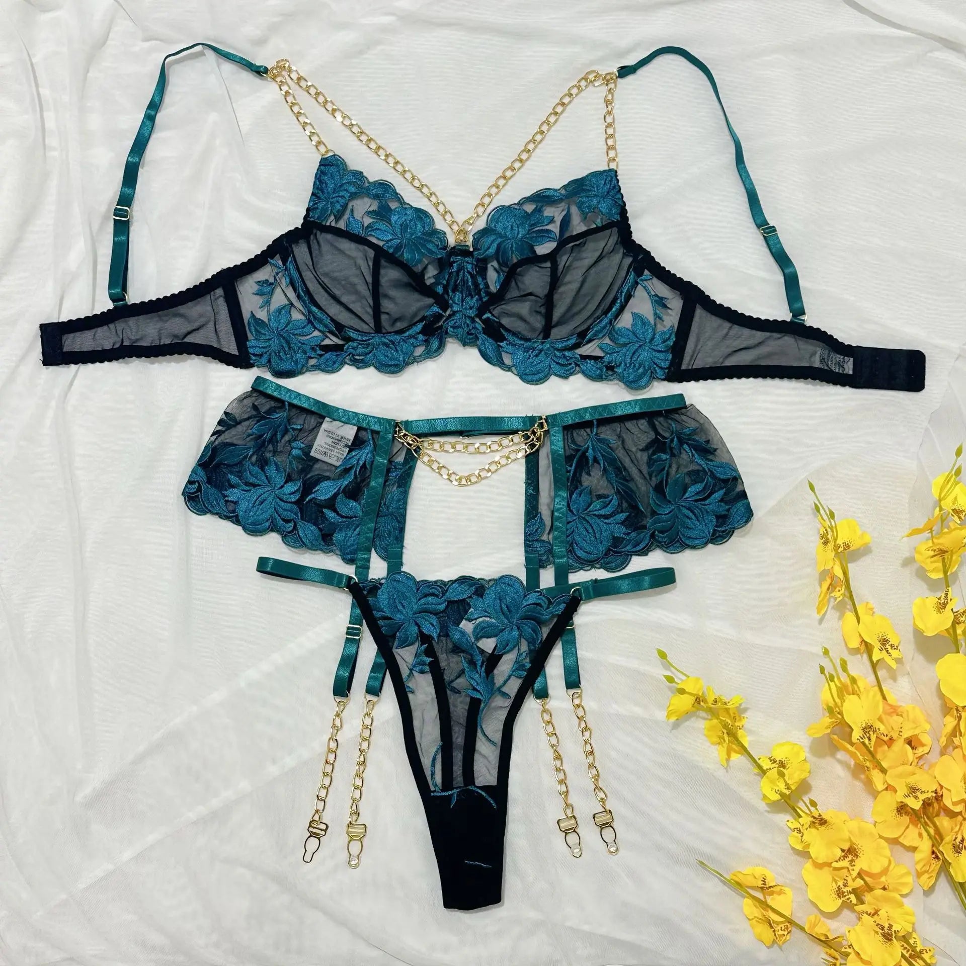 3 Pieces See Through Mesh Embroidery Chain Bra