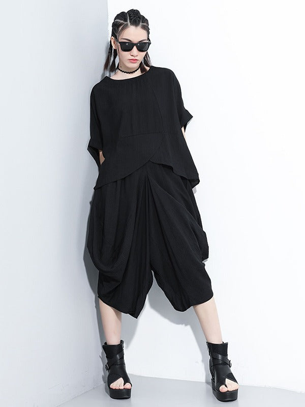 Loose Solid Color Round-Neck Short Sleeves  Tops+ Elasticity Pleated Cropped Pants Two Pieces Set