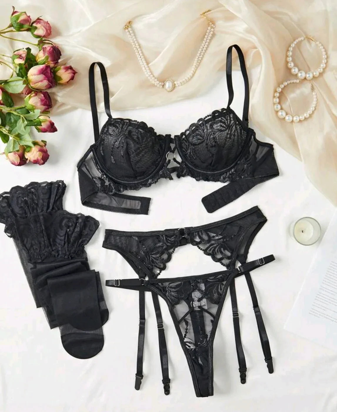 4 Pieces Mesh Embroidery Bra
