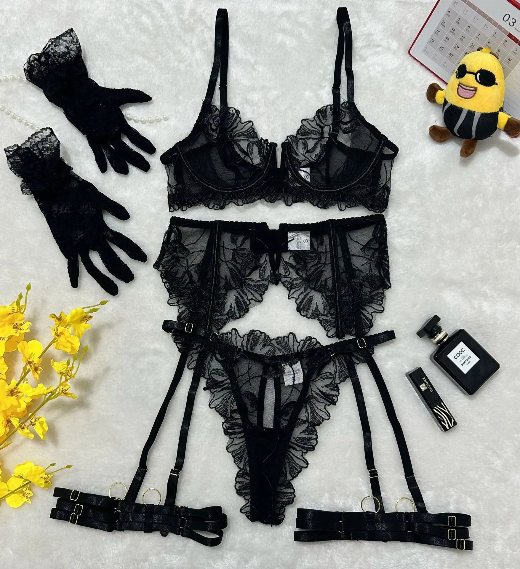 5 Piece Set Westerns Lace Hollow Out See Through Bra Panty Belt