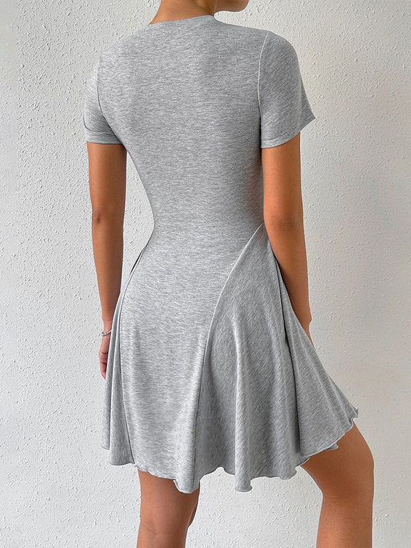 Pleated Solid Color Split-Joint High Waisted Loose Round-Neck Mini Dresses