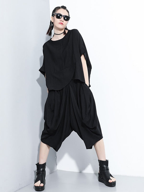 Loose Solid Color Round-Neck Short Sleeves  Tops+ Elasticity Pleated Cropped Pants Two Pieces Set