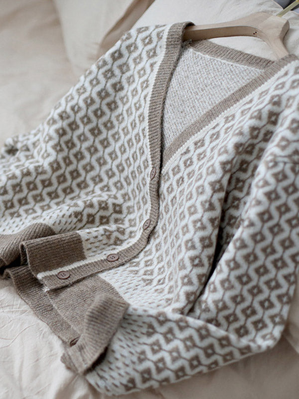 Vintage Loose Rhombic V-Neck Cardigan