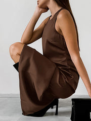 Solid Color Split-back Split-Joint Loose Sleeveless Round-neck Maxi Dresses