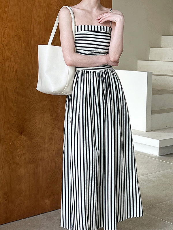 Pleated Split-Joint Striped Loose Sleeveless Spaghetti-Neck Midi Dresses