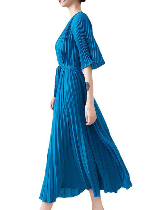 Loose Pleated With Waistband Solid Color Round-Neck Maxi Dresses