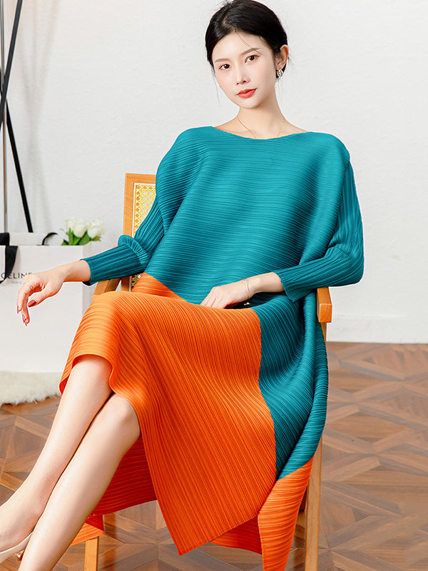 Original Contrast Color Split-Joint Round-Neck Pleated Midi Dress