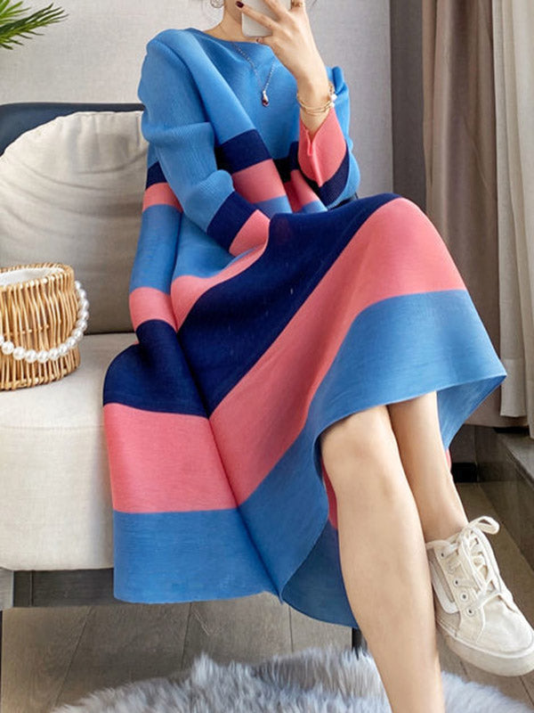 Pleated Striped A-Line Loose Round-Neck Midi Dresses