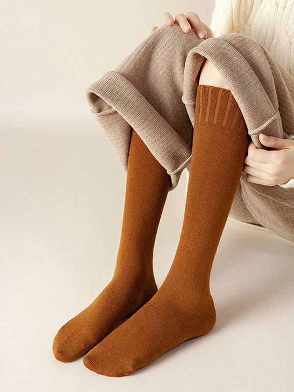 Casual Breathable Solid Color Mid-Calf Socks
