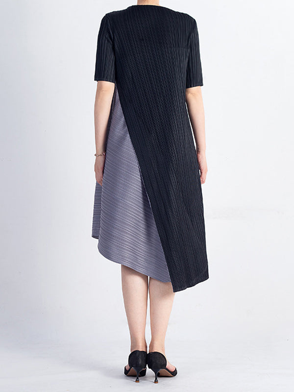 Loose Contrast Color Pleated Round-Neck Midi Dresses