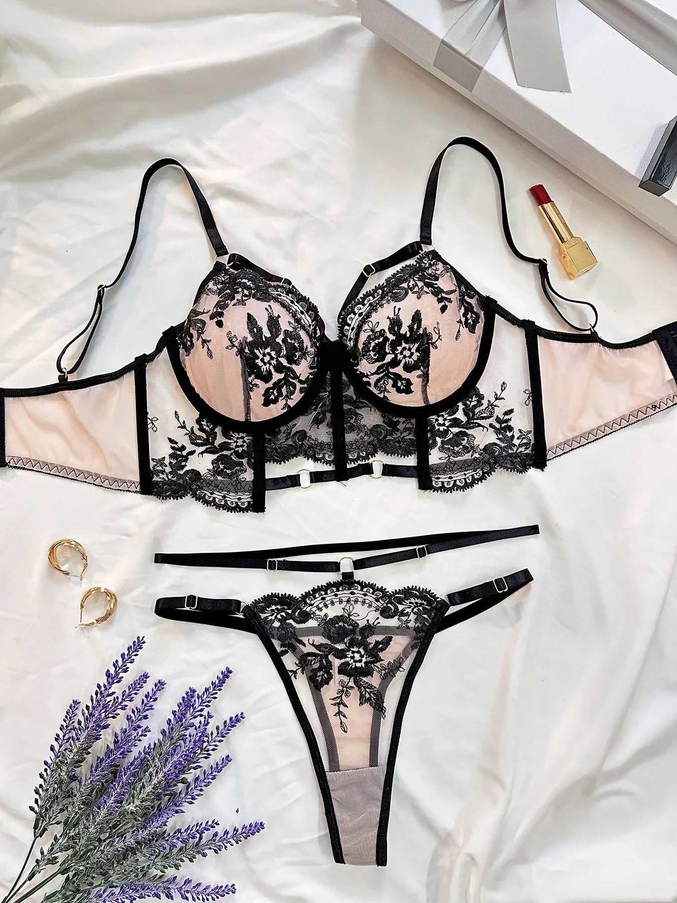 French See Through Embroidery Bra Panty Floral Flowers Pattern Gorgeous Charming Stunning Lingerie Set