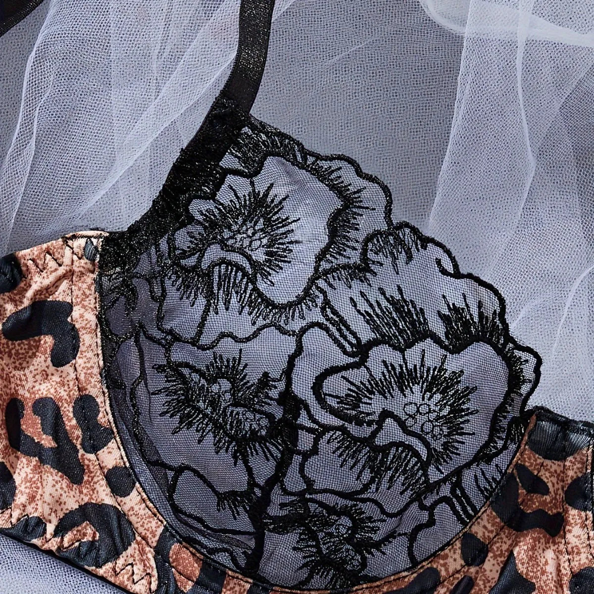Leopard Contrast Color Westerns French Erotic Bra Lingerie Sets See Through