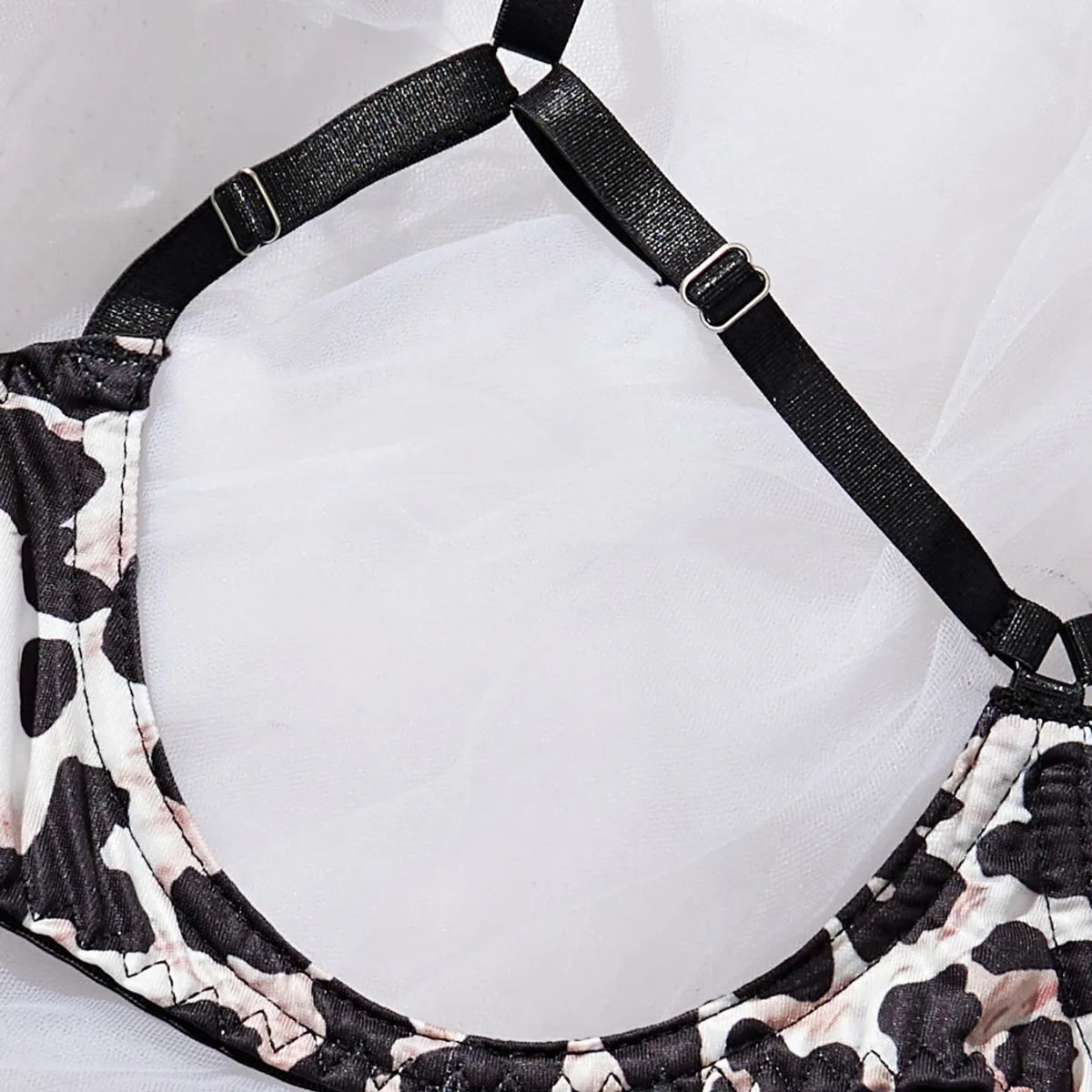 Leopard Print Hollow Outs Webbing Patchwork Three Point Bra Panty