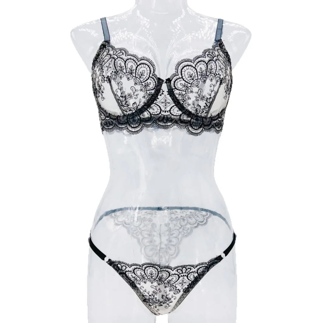 LingerieWestern See Through Mesh Embroidery Bra Pantys Black Floral Flowers Pattern Exquisite Charming Lingerie Set