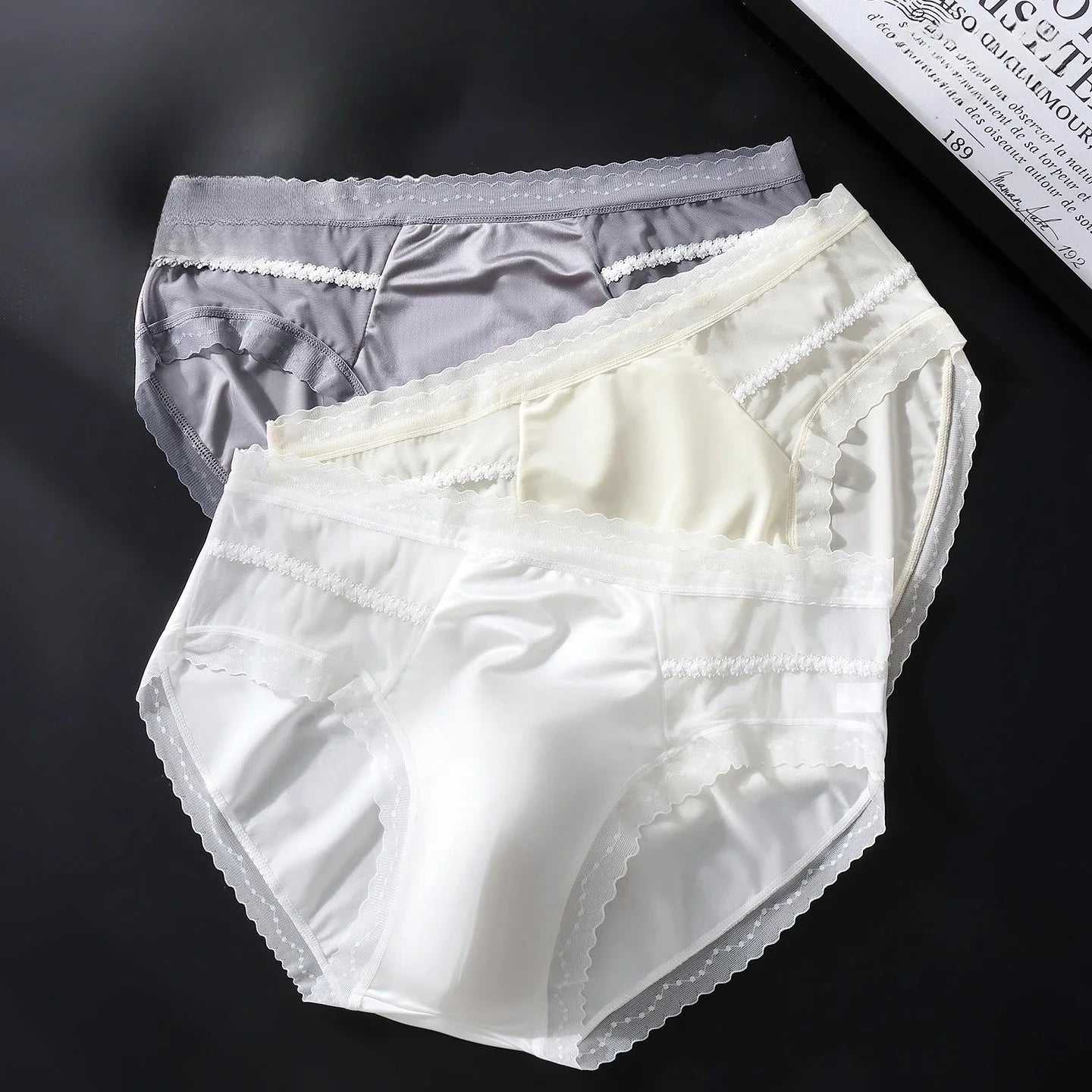 Men Male Ice Silk Seamless 3D Shape High Elastic High Stretch Breathable Airy Underpants Briefs Underwear