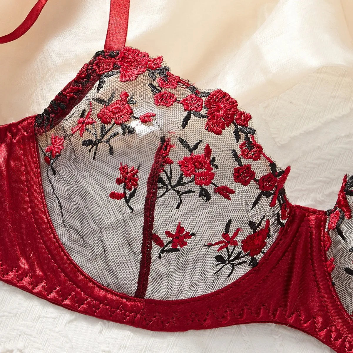 Mesh Red Velvet Rose Embroidery Pure Bra Panty Black Gorgeous Exquisite Elegant Charming Lingerie Set Erotic Costume