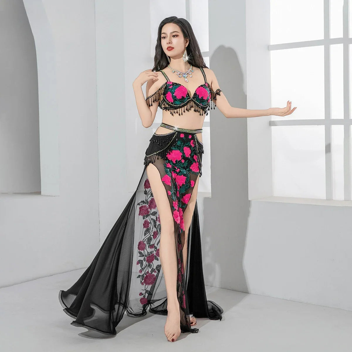 Design Belly Dance Outfit Sequin Embroidery Decorated with Crystal Beads Elegant