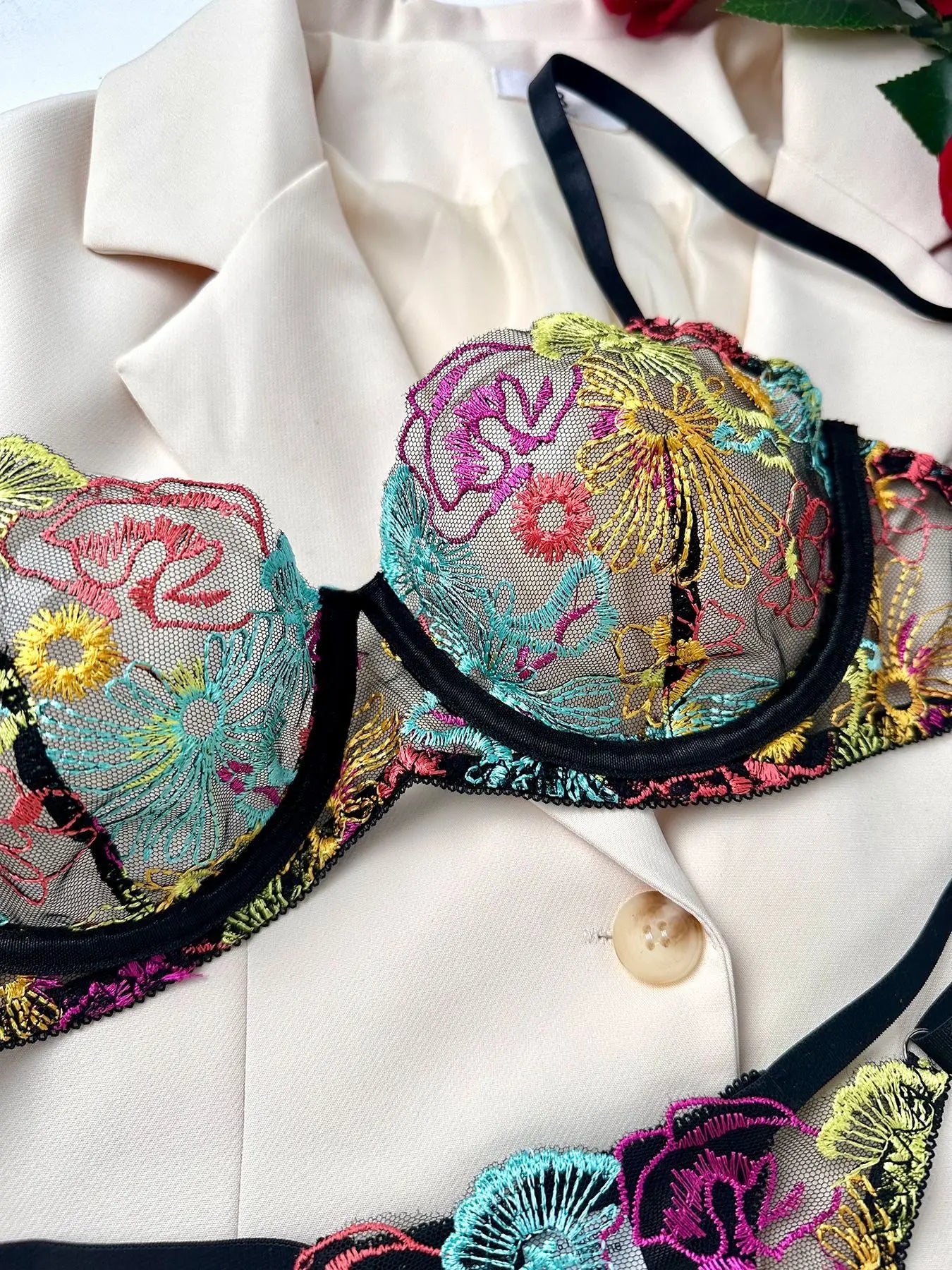 Hollow Out See Through Unique Embroidery Bra Laces Erotic Seductive Underwear Clothing Lingerie Set