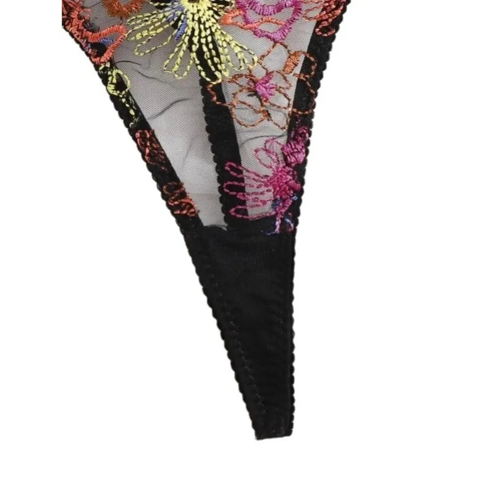 Westerns Colorful Embroidery Three Point