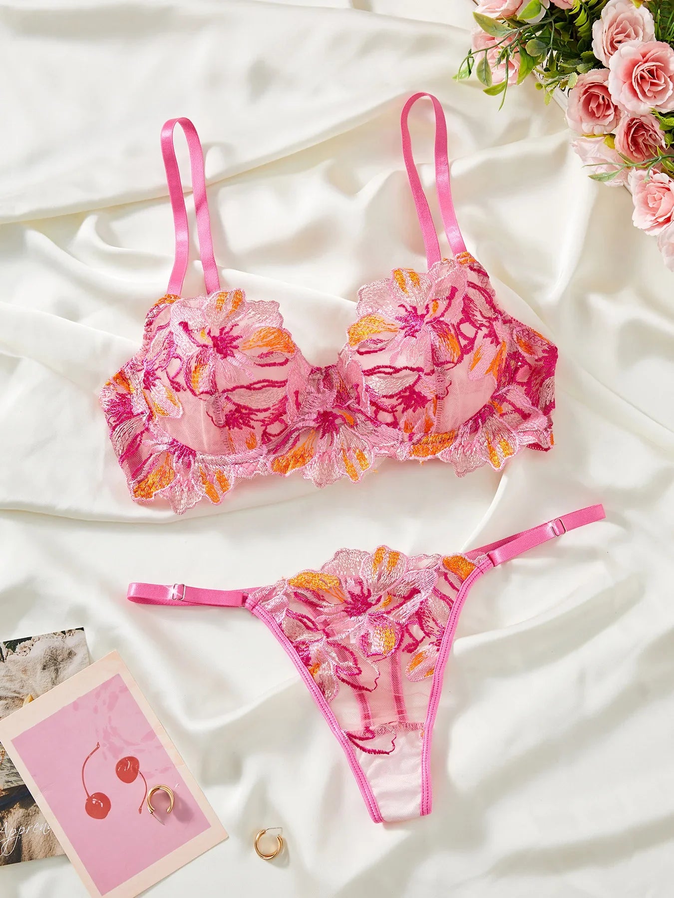 Pure Exquisite Embroidery See Through Brass Erotics Seductive Underwears Clothingss Seduction Lingerie Set