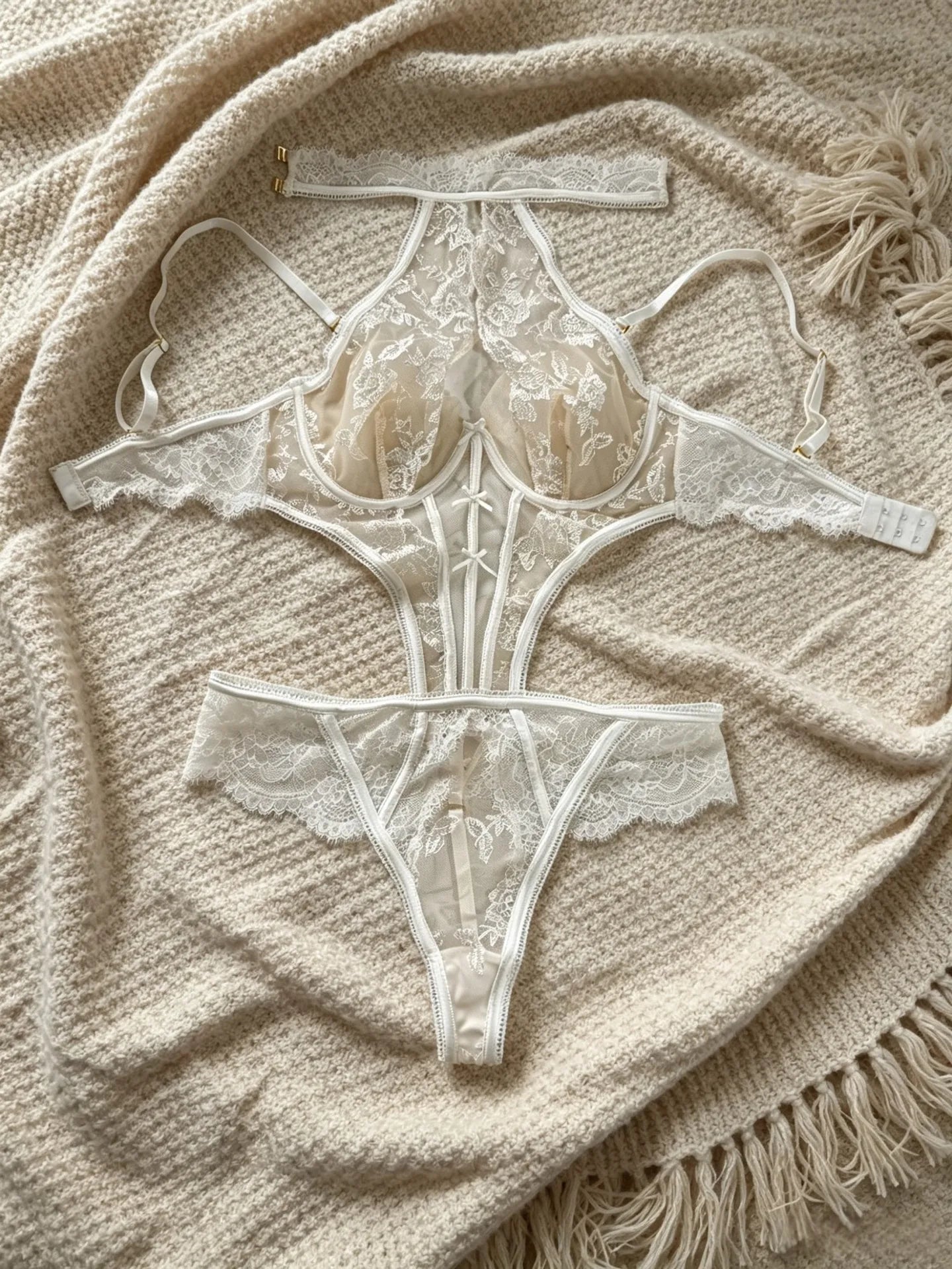 Seductive Exotic Willowy Embroidered Lace Body Thong Onepiece Detachable Strap Honey Halter Hollow Underwear