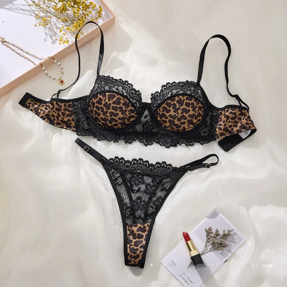 Fashionable Wild Leopard Print Lace Underwear