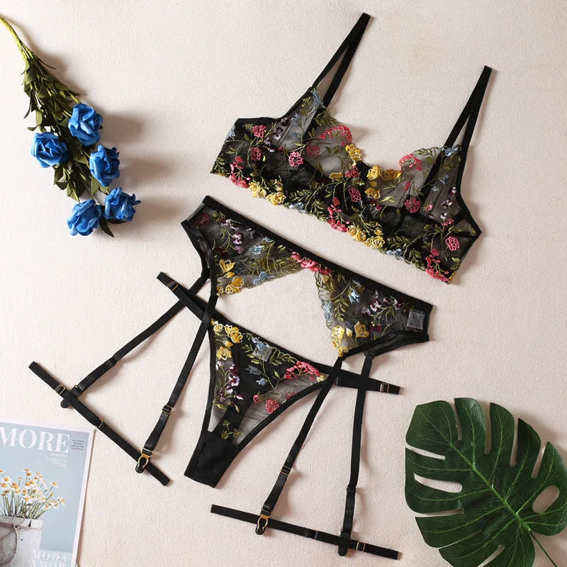 Lingerie Bra Set Lace Underwear Transparent Embroidery 3-Pieces Beautiful Short SkinCare Kits Erotic