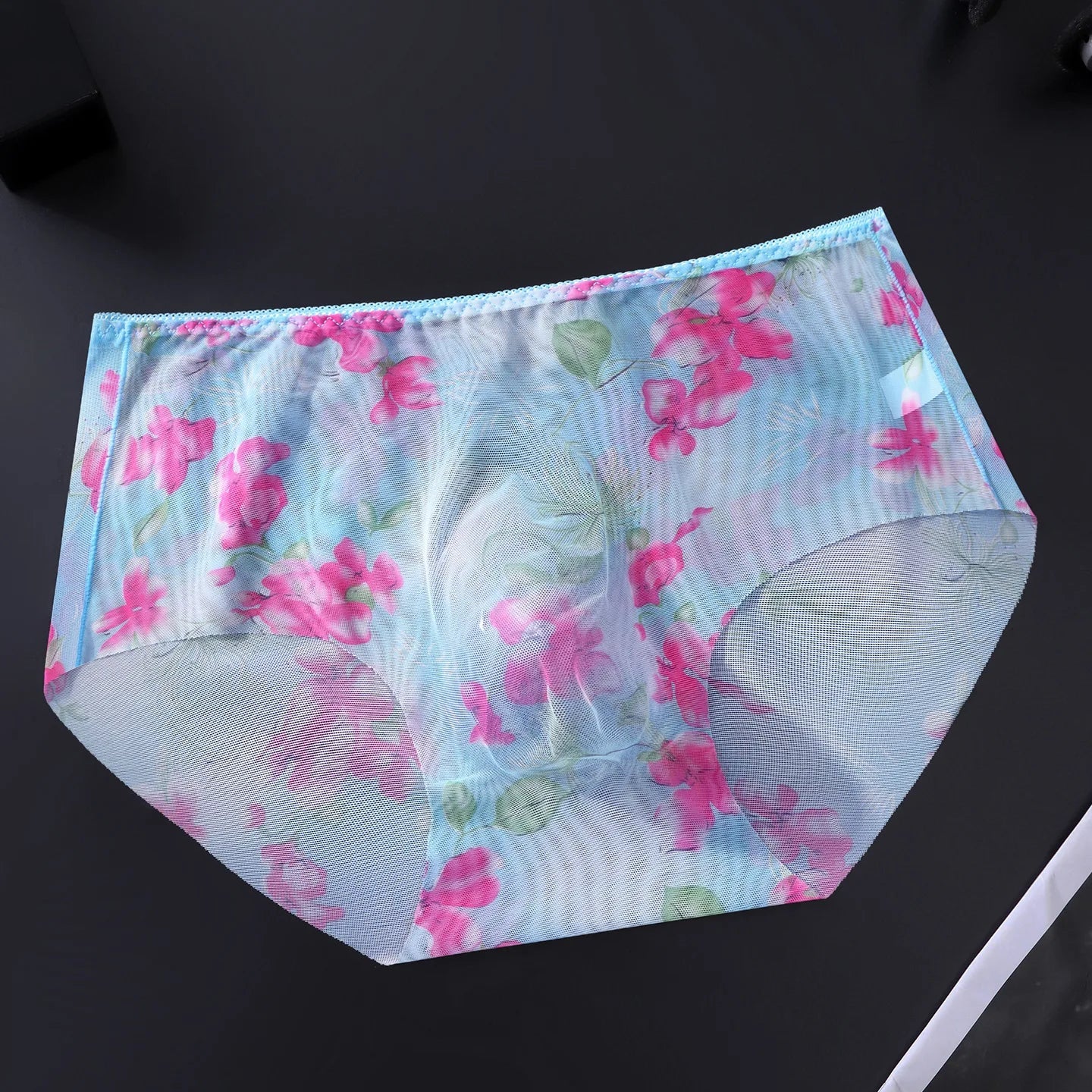 Summer Men Floral Print Cool Breathable Airy Quick Dry No Sweat No Restraint Underpants Briefs Underwear