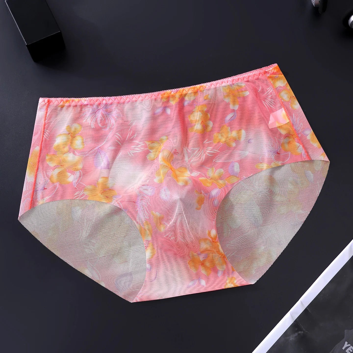 Summer Men Floral Print Cool Breathable Airy Quick Dry No Sweat No Restraint Underpants Briefs Underwear
