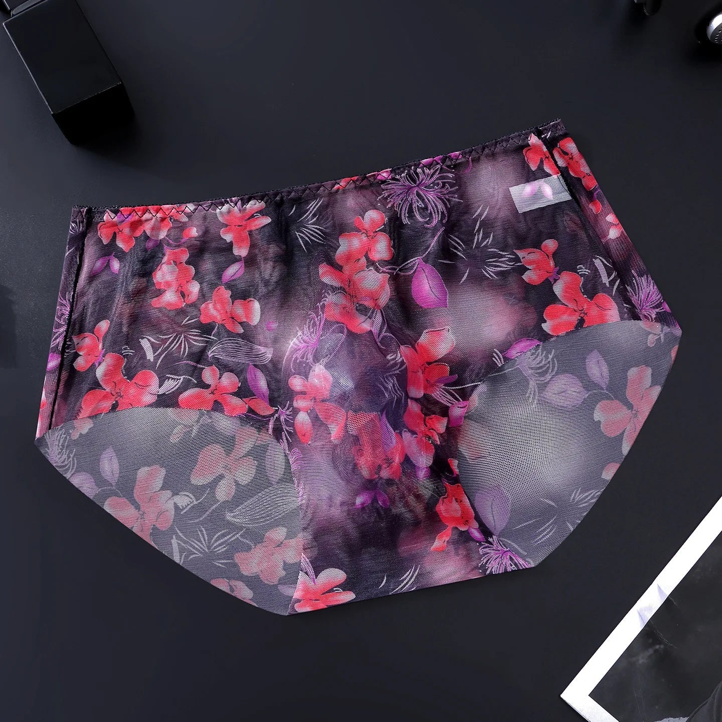 Summer Men Floral Print Cool Breathable Airy Quick Dry No Sweat No Restraint Underpants Briefs Underwear