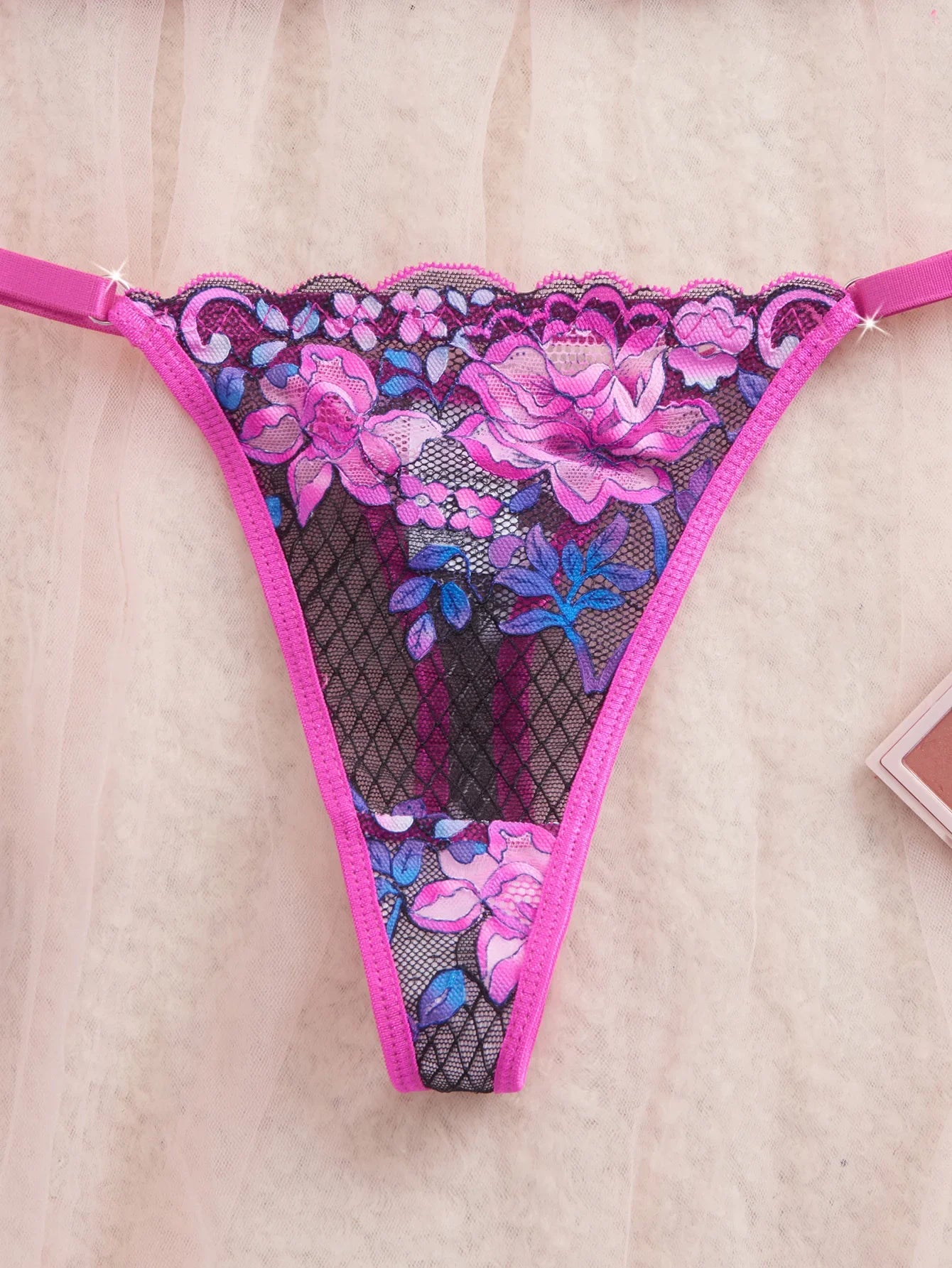 Western Erotic French Lace Floral Hollow Out Breathable Seductive Bras Underwears Clothings Lingerie Set
