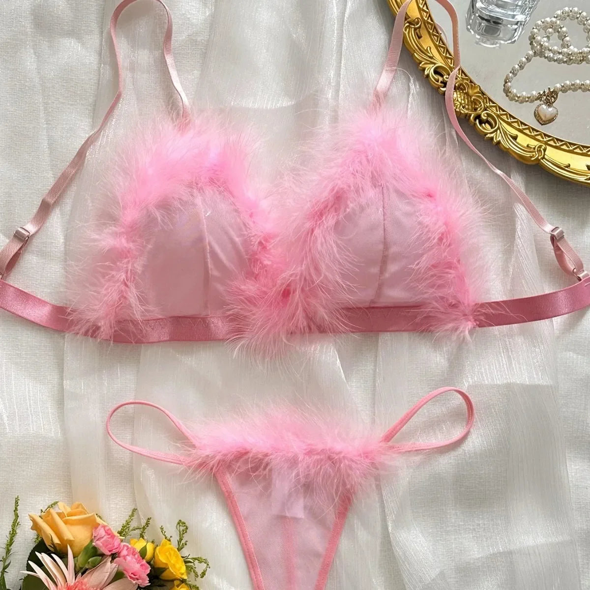 Western Erotic Mesh Furry Bra Thongs Seductive Underwearsss Seductive Clothing Lingerie Set
